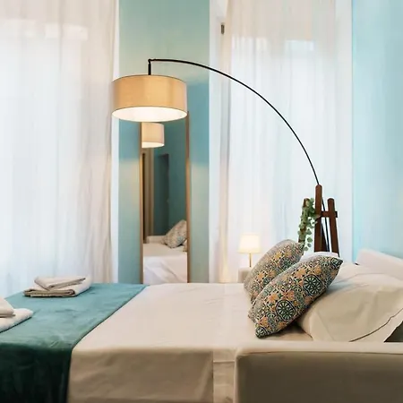 Sunny San Lorenzo Flat Spacious Warm Sleeps 4